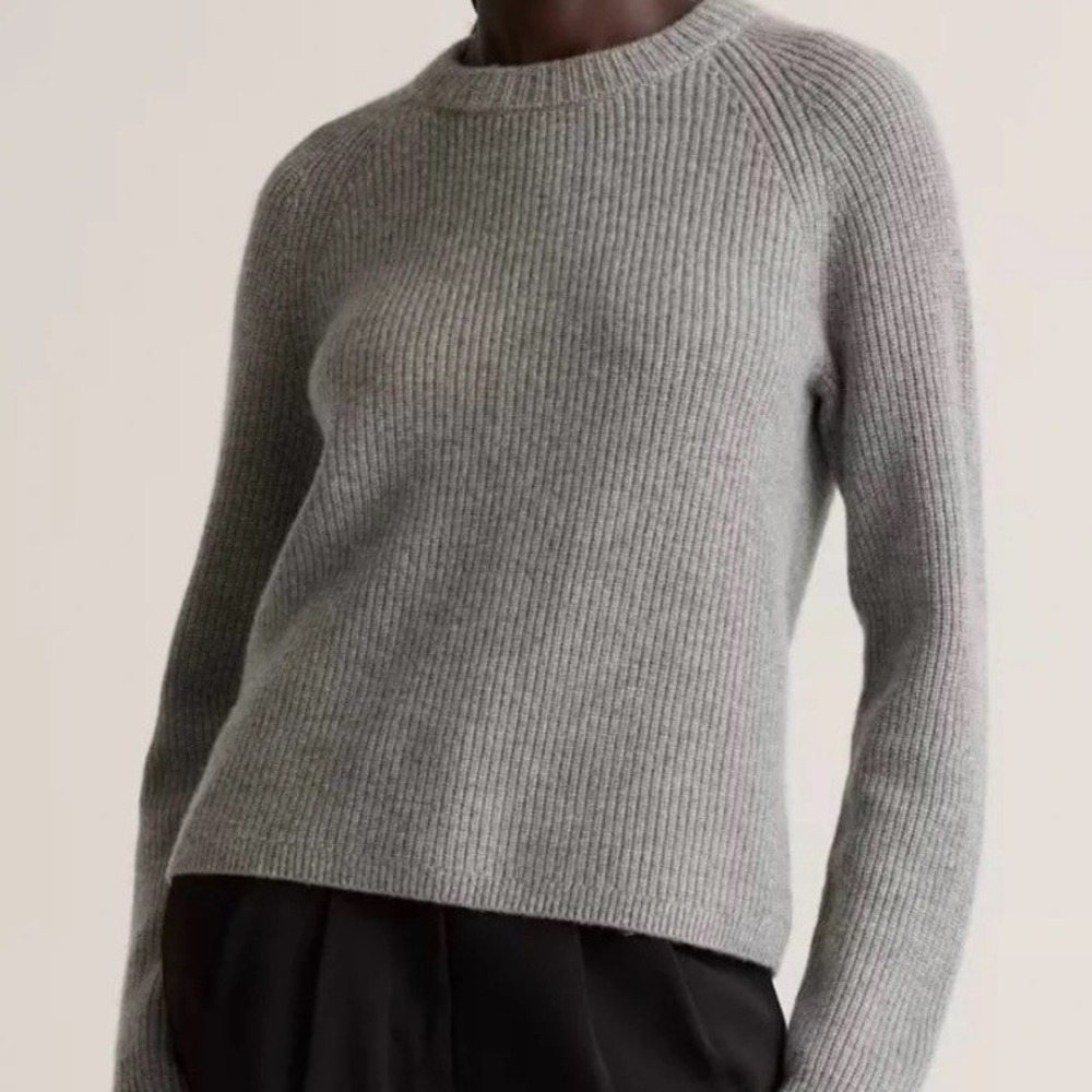 Quince Women's 100% Cashmere Ribbed Crewneck Sweater Gray Size M Fall Luxury